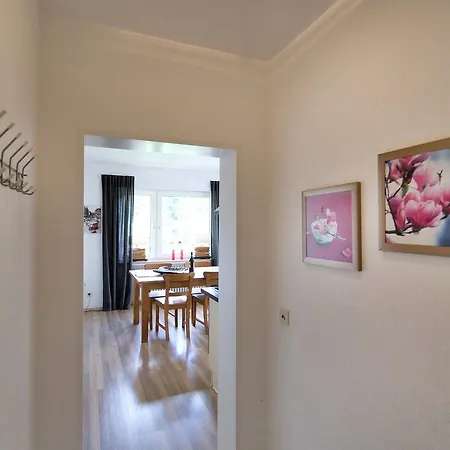 Modern In K Stelberg With Private Balcony * Medebach