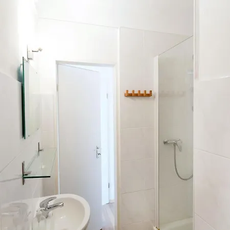 Modern In K Stelberg With Private Balcony * Medebach